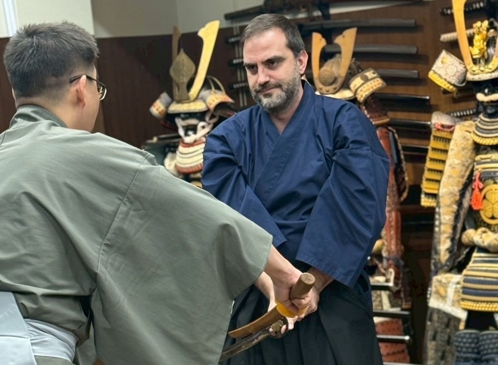Iaido vs Battodo: Japanese Sword Arts Explained