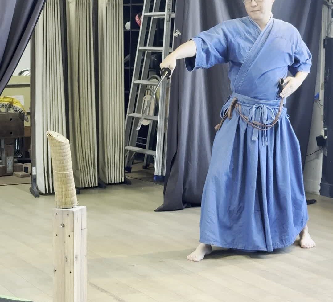 I Tried a Samurai Sword-Cutting Experience in Tokyo: Cutting Tatami With a Real Katana