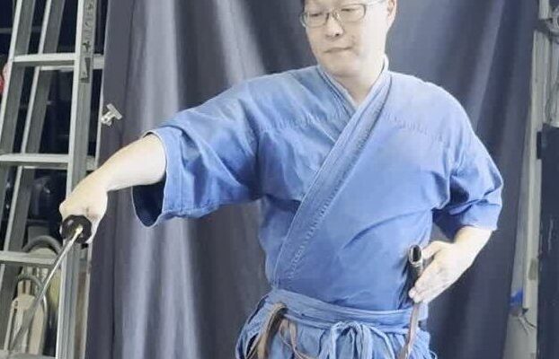 I Tried a Samurai Sword-Cutting Experience in Tokyo: Cutting Tatami With a Real Katana