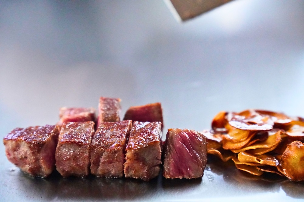 1 Day in Kobe: Authentic Kobe Beef Lunch, Ikuta Shrine, Kitano Ijinkan, and Harbor Lights
